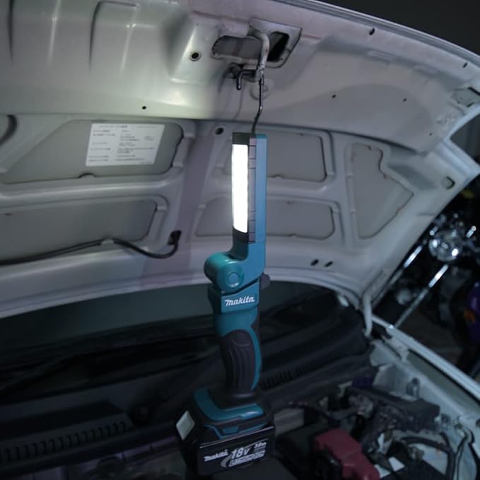 Makita DML801 18V LXT Lithium-Ion Cordless 12 L.E.D. Flashlight, Flashlight Only, Black
