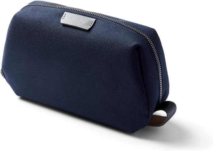 Bellroy Toiletry Kit (Unisex Toiletry Bag, Zipper Closure, Water-Resistant Lining, Toothbrush Sleeve with Magnetic Closure, Internal Mesh Pocket Organization) -Bronze