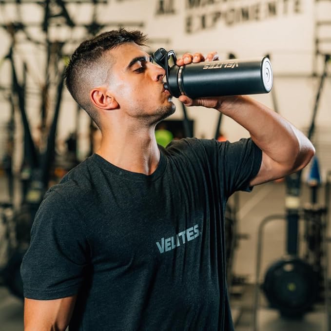 Velites Isothermal Bottle I Stainless Steel Bottle I Preserves Temperature Both Hot and Cold I Capacity 18oz I Includes Shaker Ball