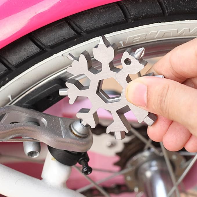 20 In 1 Snowflake Multi Tool, Cool stocking stuffers for men Christmas Gift,Unique Gift for Men Dad Women