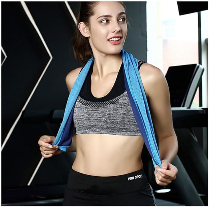 1 Pack Sports Towel with Silicone Storage Bag and Carabiner Clip,Microfiber Cooling Towel,Soft Breathable Chilly Towel for for Gym, Yoga, Workout, Golf, Sport, Camping, Travel & More