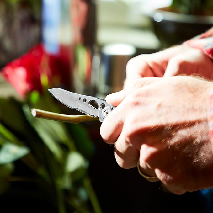 LEATHERMAN, Skeletool KBX Pocket Multitool with Knife and Bottle Opener, Stainless Steel