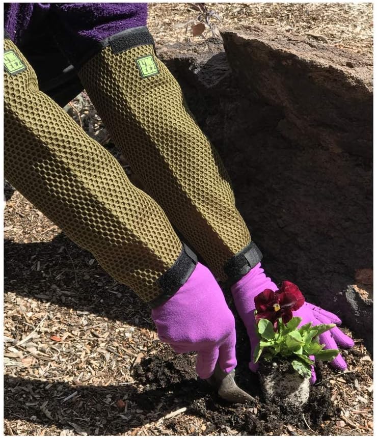 3D Mesh Tick Repelling Arm Gaiters for Gardening