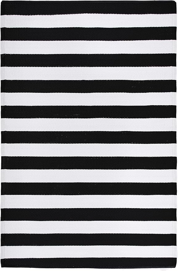 FH Home Outdoor Rug - Waterproof, Fade Resistant, Reversible - Premium Recycled Plastic - Striped - Large Patio, Deck, Sunroom, Camping, RV - Brittany Stripe - Black & White Crease Free - 5 x 8 ft