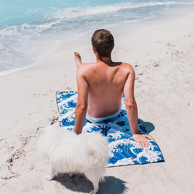4Monster Microfiber Beach Towel Quick Dry,Super Absorbent Lightweight Travel Towel for Swimmers, Sand Free Camping Towel, Beach Towels for Pool, Swim, Water Sports,Yoga,Gym,Backpacking