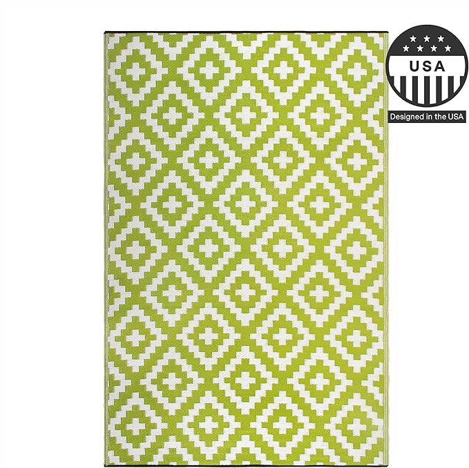 FH Home Outdoor Rug - Waterproof, Fade Resistant, Reversible - Premium Recycled Plastic - Geometric - Porch, Deck, Balcony, Mudroom, Laundry Room, Patio - Aztec - Green & White Crease Free - 3 x 5 ft