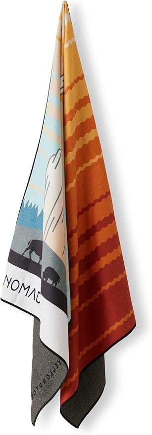 Nomadix Original Towel - Perfect for Beach, Pool, Travel, Camping, Yoga - Made with Recycled Materials - Super Absorbent - Sand Resistant