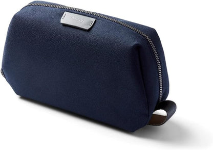 Bellroy Toiletry Kit (Unisex Toiletry Bag, Zipper Closure, Water-Resistant Lining, Toothbrush Sleeve with Magnetic Closure, Internal Mesh Pocket Organization) -Bronze