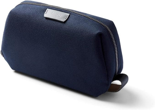 Bellroy Toiletry Kit (Unisex Toiletry Bag, Zipper Closure, Water-Resistant Lining, Toothbrush Sleeve with Magnetic Closure, Internal Mesh Pocket Organization) -Bronze