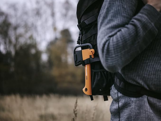 Fiskars Camping Axe XXS X5, Storage and Carrying Case Included, Length: 23 cm, Non-stick Coating, Weight: 480 g, High Steel Blade/Reinforced plastic handle, Orange, 1015617