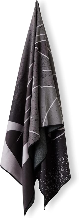 Nomadix Original Towel - Perfect for Beach, Pool, Travel, Camping, Yoga - Made with Recycled Materials - Super Absorbent - Sand Resistant