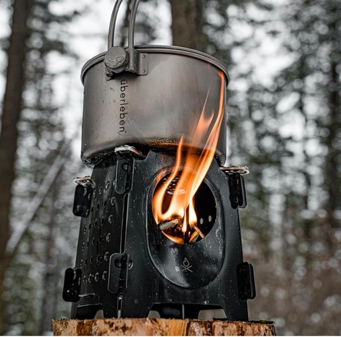 überleben Stöker Wood Burning Camp Stove - Stainless Steel Portable Wood Stove for Camping, Backpacking, & Hiking - 18oz Folding Camping Stove - Small Wood Stove Camping Essentials (Carbon Black)