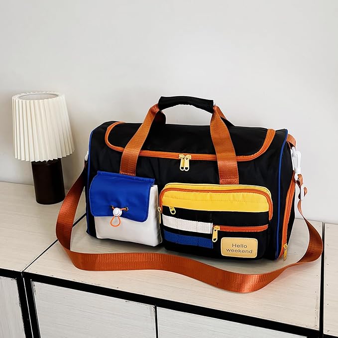 Small Gym Bag for Women, Travel Duffle Bag Carry On Weekender Bag with Shoe Compartment