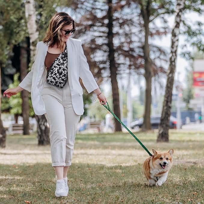 Crossbody Bags for Women Men Trendy Sling Bag Bakpack Casual Chest Bag with Convertible Shoulder Strap