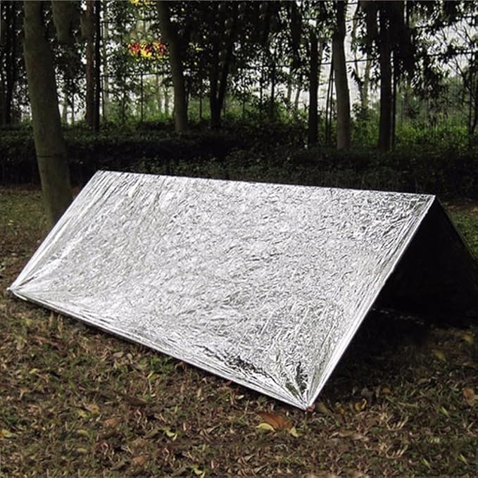 Emergency Blanket ，Portable Emergency Blanket Survival Gear Emergency Bivvy Thermal Sleeping Bag Camping ，Be Suitable for Outdoors, Hiking, Survival (Silver, 4 Pack)