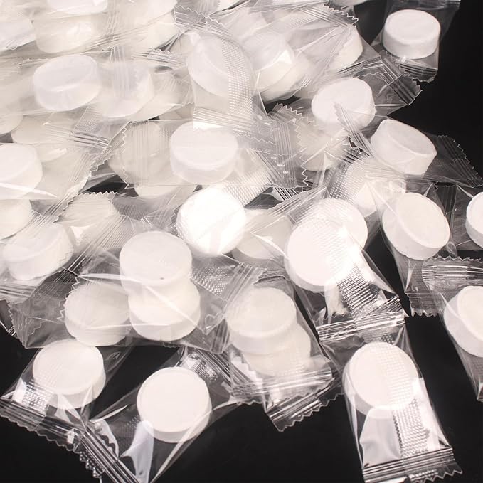 200Pcs Compressed Washcloth Towels, Disposable Towel Coin Tissues Camping Wipes Toilet Paper Tablets Portable Towels for for Travel, Camping, Hiking, Sport, Toilet, Hand Wipes