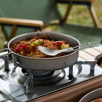 Camping Plate Titanium Pan Dish Plate with Handle & Mesh Bag, Large Reuseable Ultralight Dinner Plate for Camping Outdoors Backpacking (750ML)