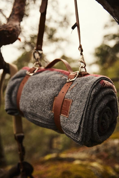 1844 Helko Werk Germany Swiss Army Mountaineer Blanket - 100% Fine Grade Australian Wool - 460 GSM Wool Warm and Durable Premium Quality Australian Made Includes Leather Carrier (Swiss Blanket) #F1150