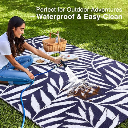 OLANLY Waterproof Outdoor Rug 5x8 ft, Reversible Outdoor Plastic Straw Rug with Leaf Pattern, RV Mat, Indoor Outdoor Carpet for Patio, Camping, Balcony, Deck, Backyard, Navy & White