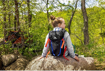 High Sierra Hydrahike 2.0 Hydration Backpack with 2L Water Bladder for Running, Hiking, Camping, or Cycling