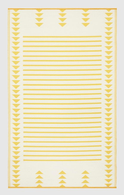 FH Home Outdoor Rug - Waterproof, Fade Resistant, Crease-Free - Premium Recycled Plastic - Geometric - Porch, Deck, Balcony, Mudroom, Laundry Room, Patio - Hampton - Yellow Crease Free - 3 x 5 ft