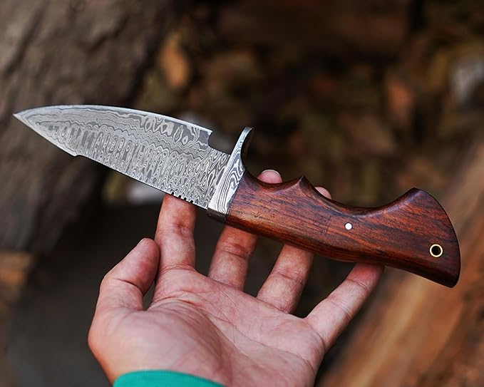 10″ Handmade Damascus Hunting Knife with Leather Sheath - Predator Hunter Damascus Steel Knife Ideal for Skinning, Camping and Outdoor - EDC Fixed Blade Bushcraft Knife Full Tang