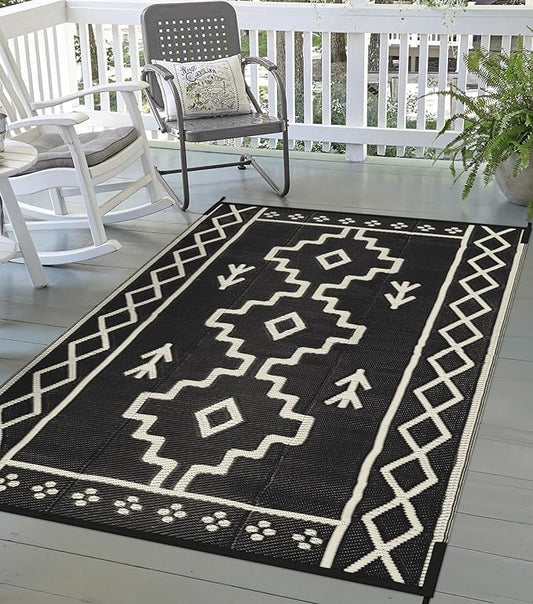 Uphome Outdoor Rug Mat Waterproof 5x8 ft, Reversible Outdoor Plastic Straw Rug, Black Boho Patio Rug, Foldable RV Camping Rug, Indoor Outdoor Area Rug for Backyard Deck Pool Balcony Picnic, 5'x8'