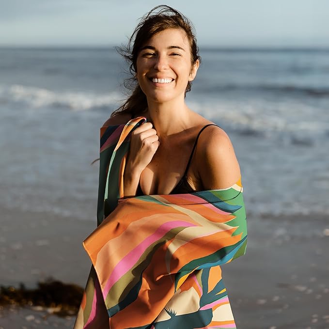Hero Microfiber Large Beach Towel Compact for Travel (Island Breeze, 40" x 72")