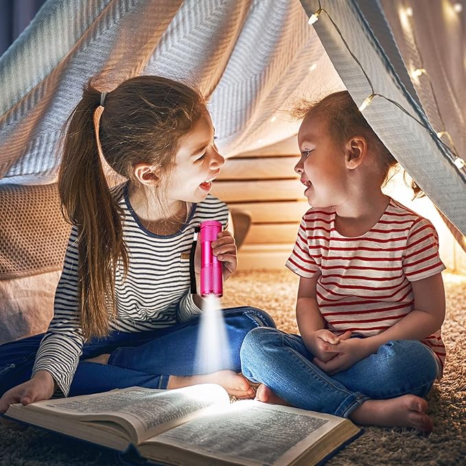 Fumete 30 Pcs Mini Kids Flashlight Set Aluminum LED Handheld Torches 7 Colors 90 Pack AAA Battery Included for Kids Party Favors, Night Reading, Camping, Power Outage, Gift to Mother's Day