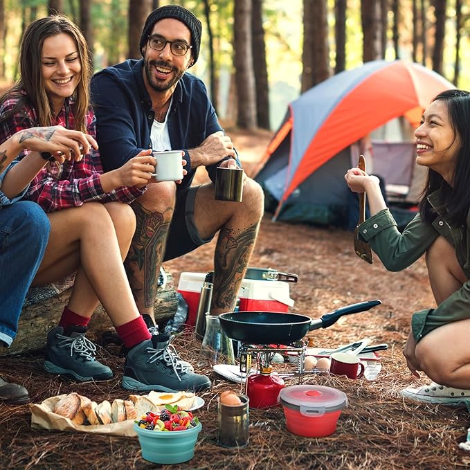 Suclain 4 Pcs Camping Bowl with Lid Collapsible Silicone Bowl Lunch Box Salad Bowl Expandable Food Storage Container Set Folding Travel Bowl for Hiking Heat (Red, Pink, Blue, Green,27 oz)