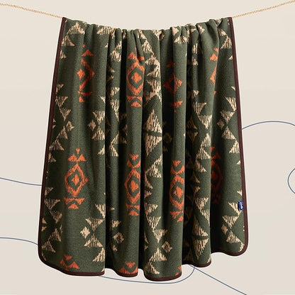 ACUSHLA Merino Wool Blanket - Soft Warm Thick Washable Large Throw Blanket for Camping Bed Couch Outdoor Travel All Weather, Navajo Style Green 79X63