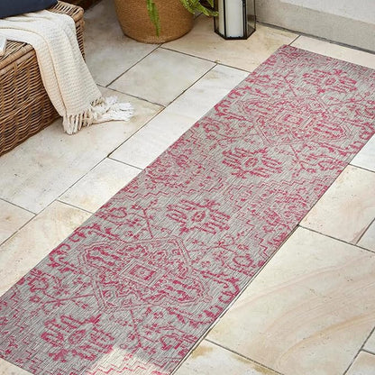 JONATHAN Y SMB105F-28 Estrella Bohemian Medallion Textured Weave Indoor Outdoor Runner Rug,Coastal,Traditional,Transitional Easy Clean,Bedroom,Kitchen,Backyard,Patio, Non-Shed,Light Gray/Fuchsia,2 X 8
