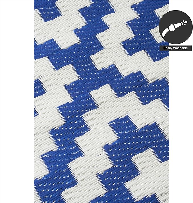 FH Home Outdoor Rug - Waterproof, Fade Resistant, Reversible - Premium Recycled Plastic - Geometric - Patio, Porch, Deck, Balcony - Aztec - Blue & White Crease Free - 5 x 8 ft