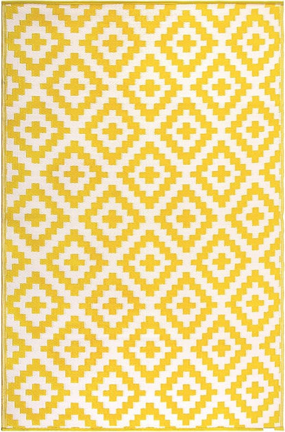 FH Home Outdoor Rug - Waterproof, Fade Resistant, Reversible - Premium Recycled Plastic - Geometric - Porch, Deck, Balcony, Mudroom, Laundry Room, Patio - Aztec - Yellow & White Crease Free - 3 x 5 ft