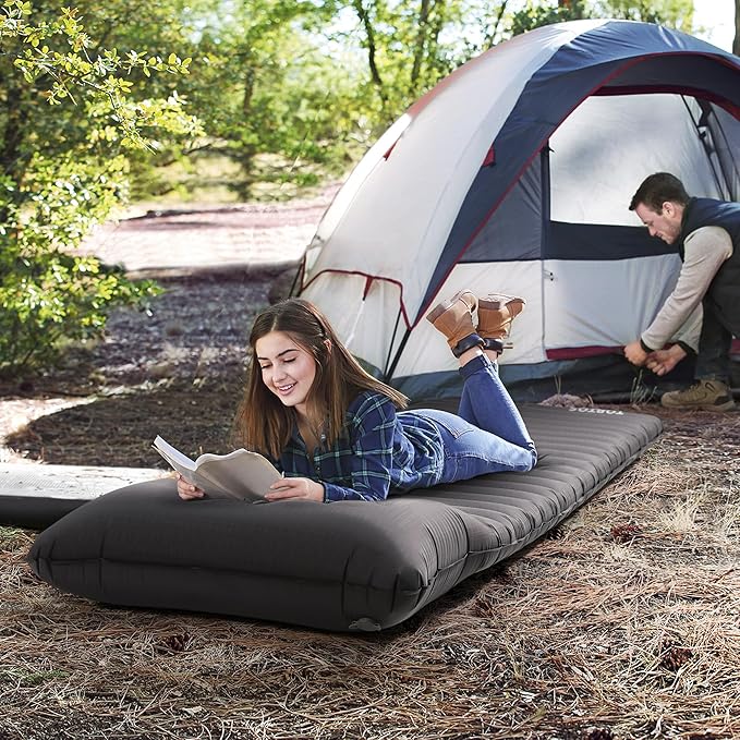 TOBTOS Inflatable Sleeping Pad for Camping with Pillow, 4" Thick Camping Mat with Built-in Foot Pump, Compact Air Mattress for Camping, Hiking, Backpacking (Grey)