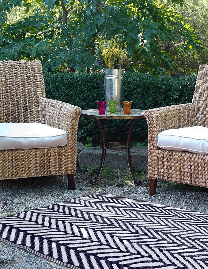 FH Home Outdoor Rug - Waterproof, Fade Resistant, Reversible - Premium Recycled Plastic - Herringbone - Large Patio, Deck, Sunroom, Camping, RV - Fresno - Navy Crease Free - 6 x 9 ft