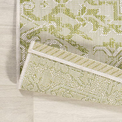 JONATHAN Y SMB105E-4 Estrella Bohemian Medallion Textured Weave Indoor Outdoor Area Rug, Coastal,Traditional,Transitional Easy Clean,Bedroom,Kitchen,Backyard,Patio, Non-Shed, Cream/Green, 4 X 6