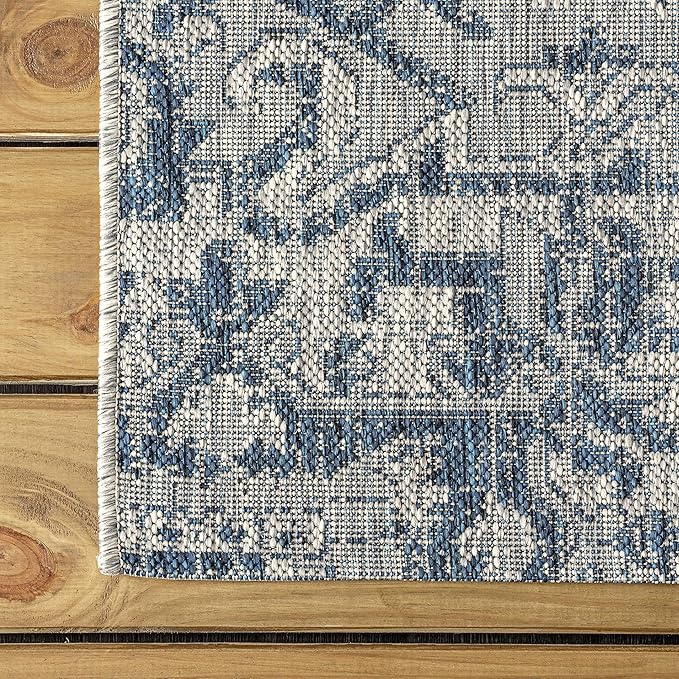 JONATHAN Y SMB105B-3 Estrella Bohemian Medallion Textured Weave Navy/Gray 3 ft. x 5 ft. Indoor/Outdoor Area Rug Coastal, Traditional, Transitional, Perfect for Backyard, Patio, Porch