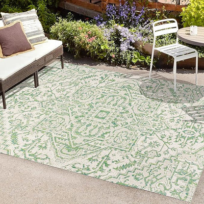 JONATHAN Y SMB105G-9 Estrella Bohemian Medallion Textured Weave Indoor Outdoor Area-Rug, Coastal Traditional Easy-Cleaning,Bedroom,Kitchen,Backyard,Patio,Non Shedding, 9 X 12, Green/Cream